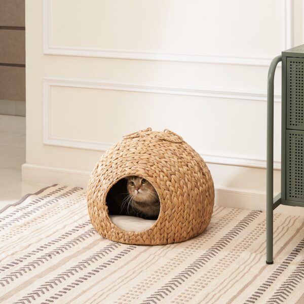 Water Hyacinth Woven Wicker Round Cat Bed Cave With Handles - Image 2